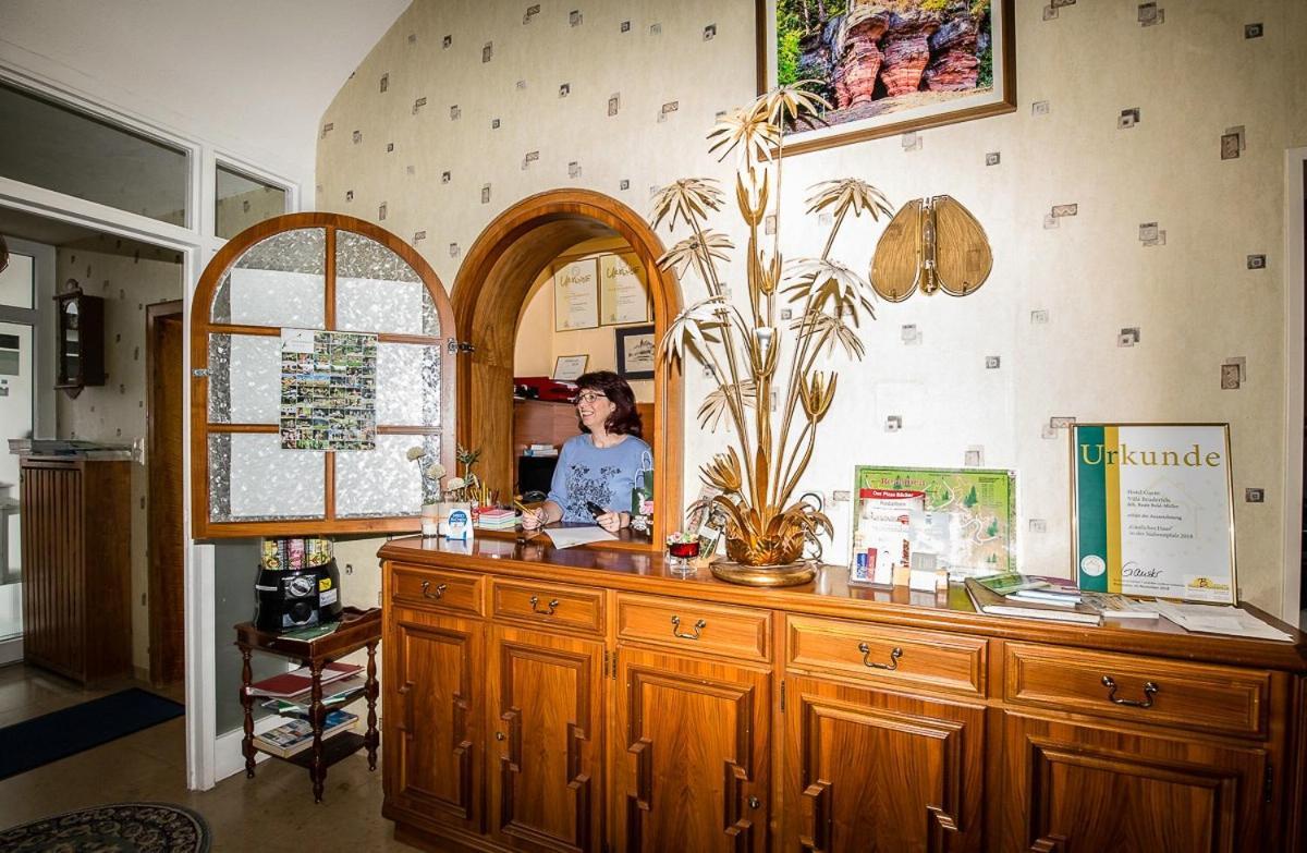 Villa Bruderfels, Garni Rodalben Bagian luar foto